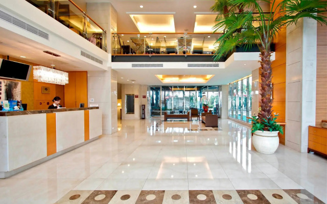 Hotel Les Champs Jiaosi