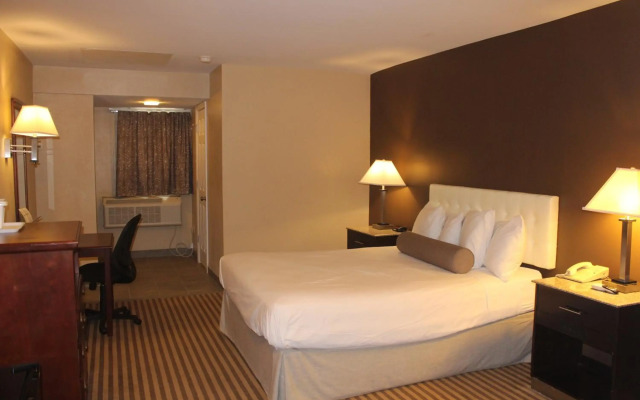 Travelodge by Wyndham Bellmawr