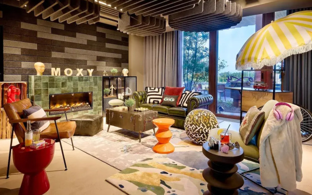 Moxy Luxembourg Airport
