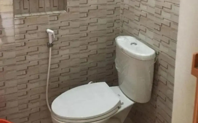 OYO 75592 Blue Tel Residence