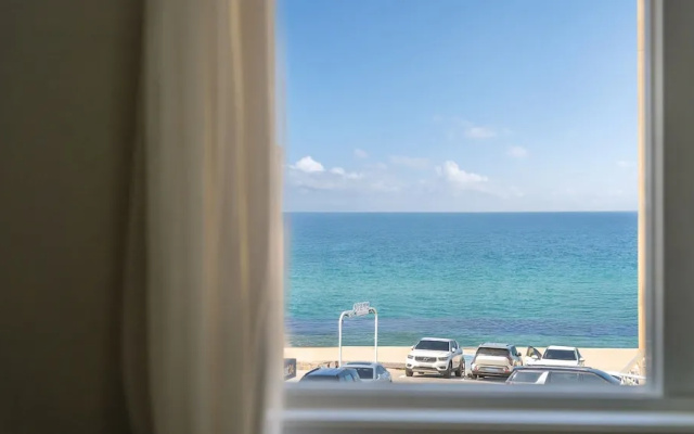 Gangneung Jin Stay