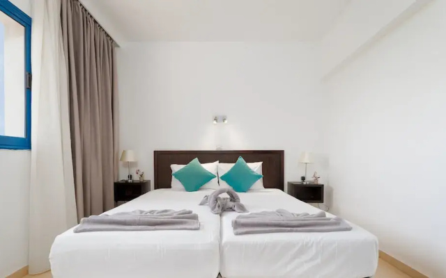 Kritamo Beach Hotel Apartments