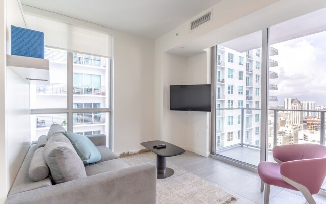 Downtown Miami Condos by Lua Host