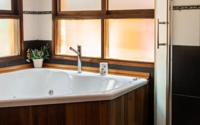 Azul Hotel & Spa