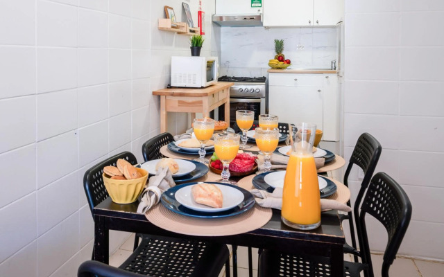 Large Flat w/ Terrace | Ace Location @ Aliados