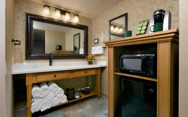 The Rockwell Inn (formerly the Lexington at Jackson Hole Hotel & Suites)