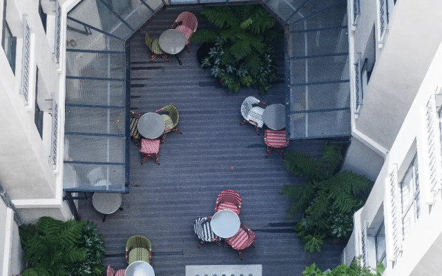 Hôtel Eiffel Blomet