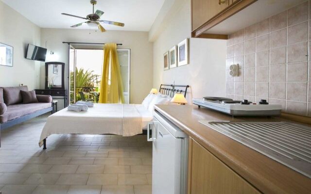 Irena Studios And Apartments