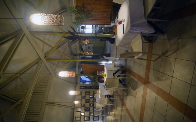 Coconut Palms Resort
