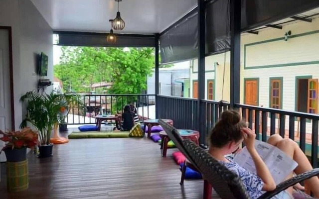 Decho Hostel