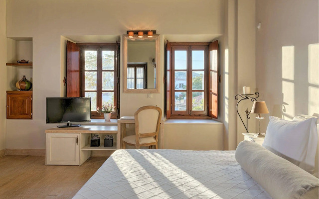 Mare Monte Luxury Suites