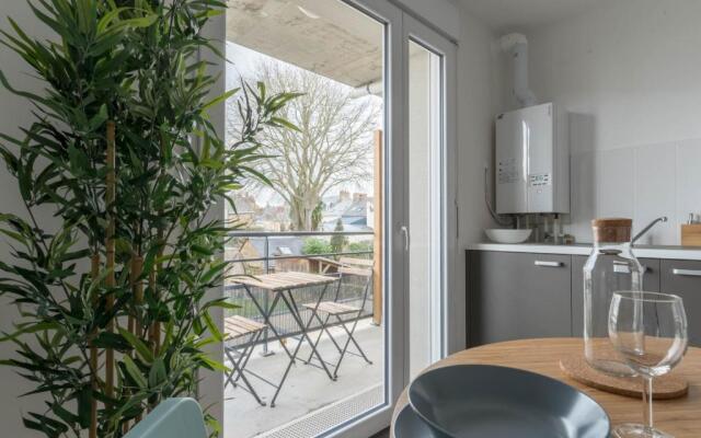 CAMILLE - Studio proche gare, wifi, arrivée 24 24