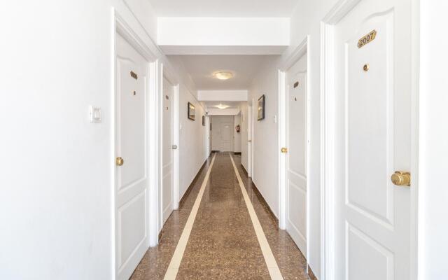 OYO 71720 Hotel Fiesta Grand