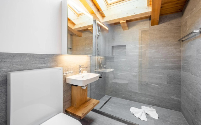 LAAX Homes - Casa la Streia