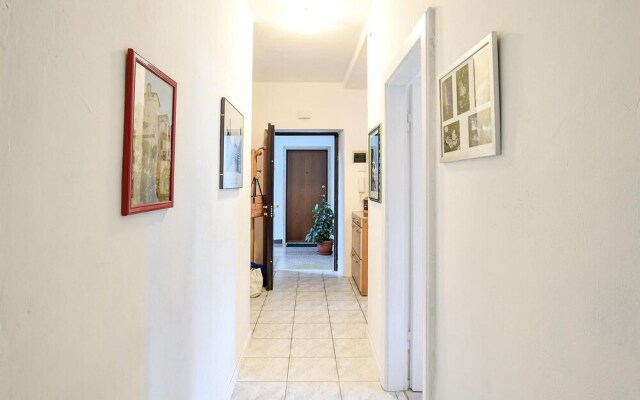 Stunning Apartment in Avio With 2 Bedrooms