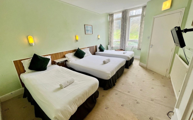 Green Gables Hotel