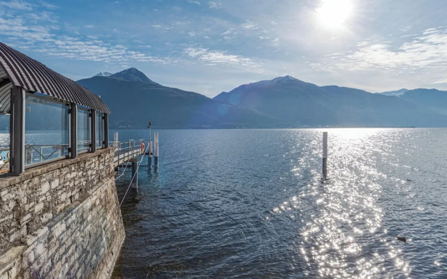 Pianello Charming Lake View