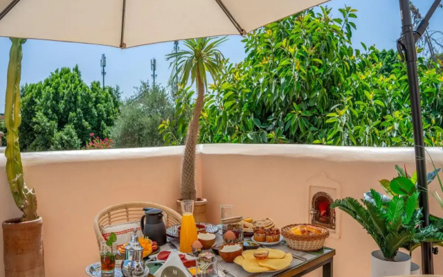 Riad Yalla Habibi