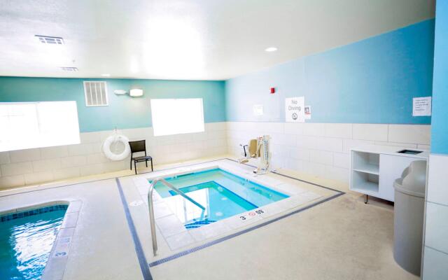 Holiday Inn Express Carlsbad by IHG