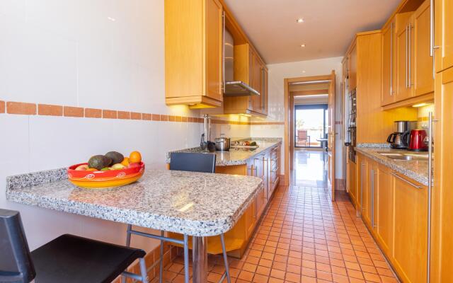 29736 - Beachside Apartment