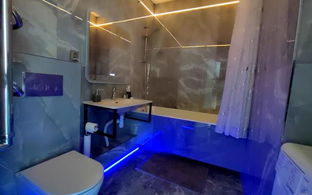 Апартаменты на улице Челюскина 8 строение 1