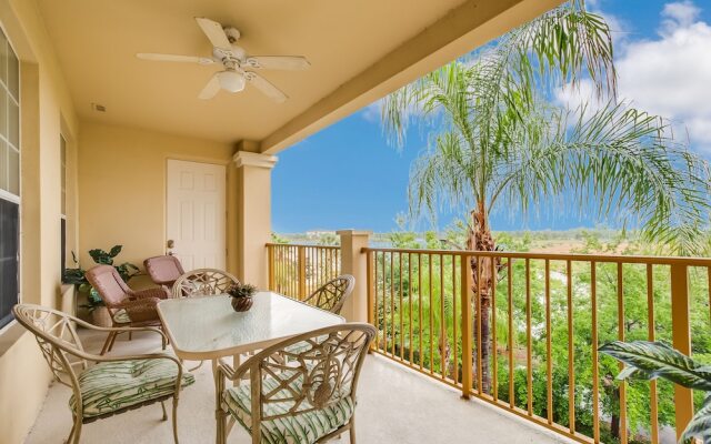 Villa Manuel Lakeview  3 Bedroom Condo by RedAwning