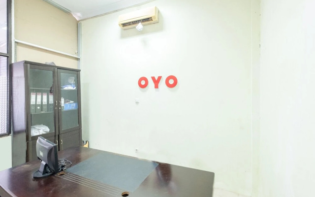 OYO 1906 Zhafira Guest House Syariah