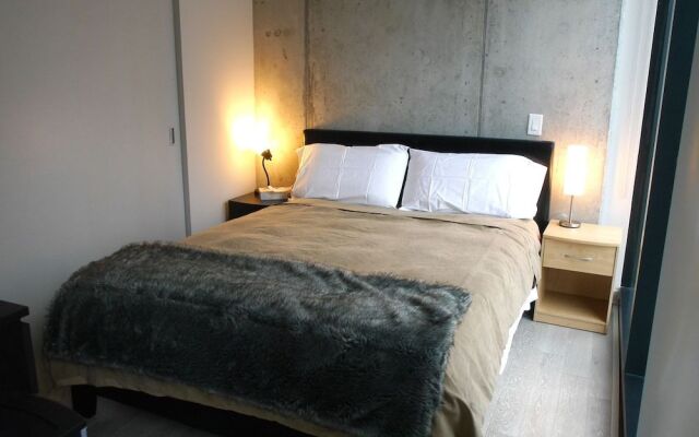 Amazing 1BR Unit in Popular