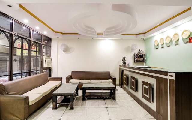 Golden Deluxe – Lobby – Delhi