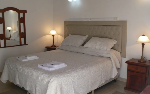 Hosteria Las Piedras