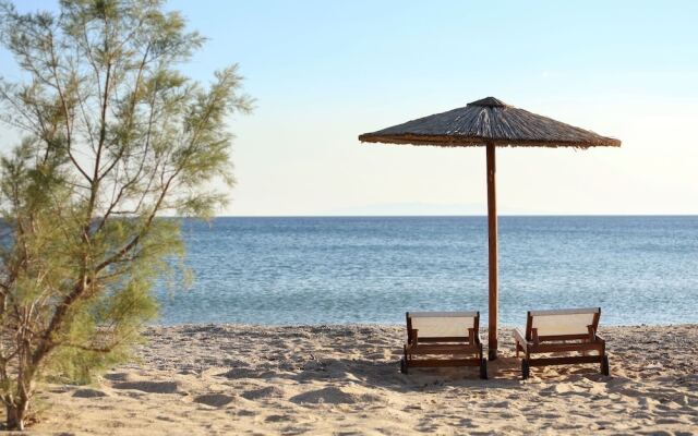 Aithra Apartments & Suites