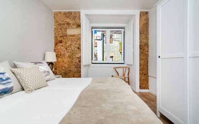 Boho-Chic Santos Apartment: Industriais 7