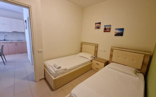 Holiday 2-bedroom Apartment in Vlora