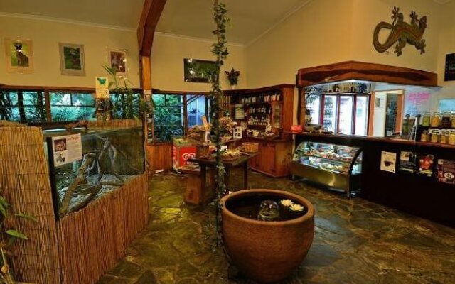 Lync Haven Rain Forest Retreat