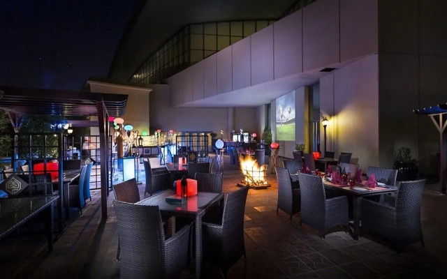 Officers Club & Hotel