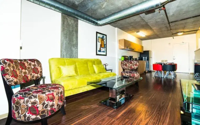 Hollywood Scorsese Apartment