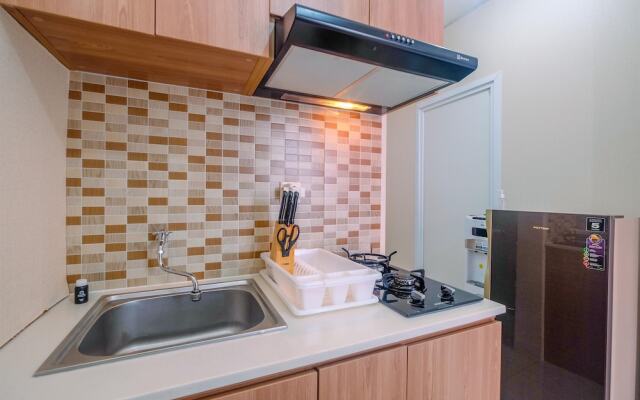 Trendy Connecting Mall 2BR Green Pramuka Apartment