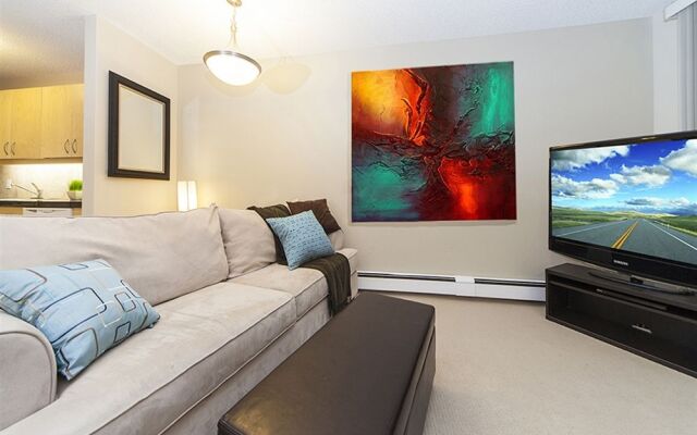 Executive Suites by Roseman - Meredith