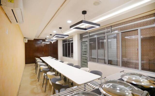 Itsy Hotels NV, Sushant Lok