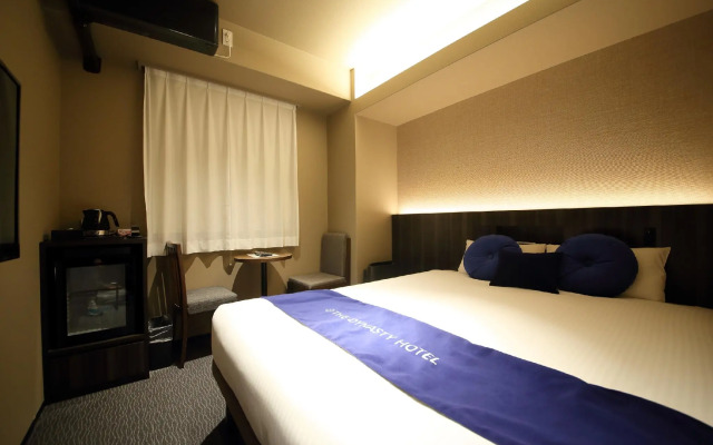 Dynasty Hotel & Resort Osaka
