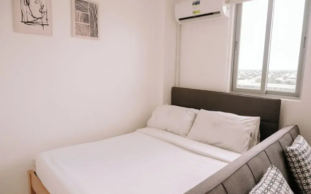 Chic & Cozy Metro Hideout