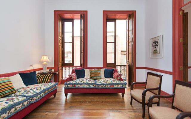 Triana Deluxe