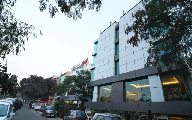 The Orion Plaza