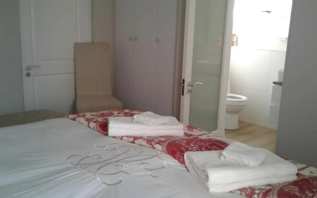 Point Village Accommodation - Beach Club 307