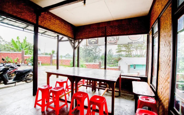 OYO 2961 Artana Bed and Breakfast