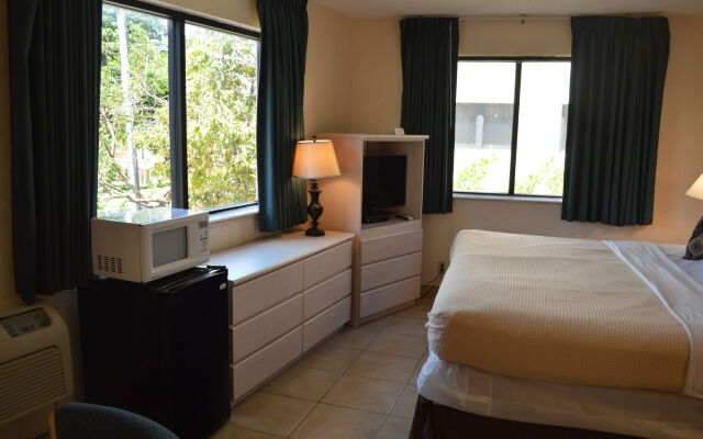 Fort Lauderdale Beach Resort Hotel & Suites