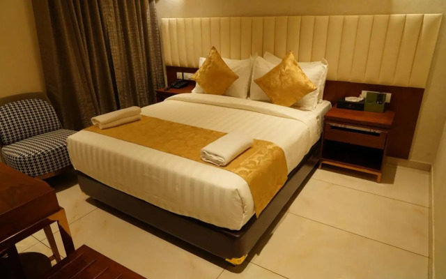 The Kings Park Grand