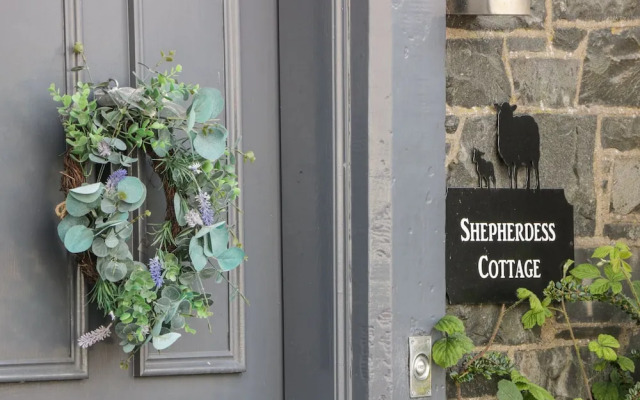 Shepherdess Cottage