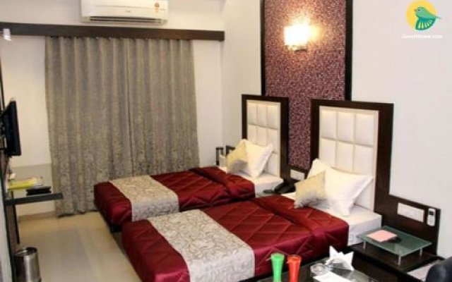 1 BR Guest house in Shantipura, Ahmedabad (C49F), by GuestHouser