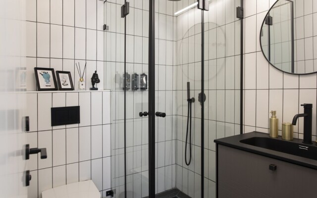 De Picciotto Suites